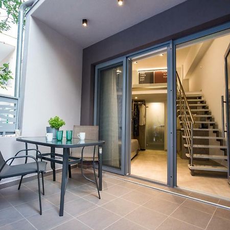 Mr & Mrs K Lofts Appartement Potos Buitenkant foto